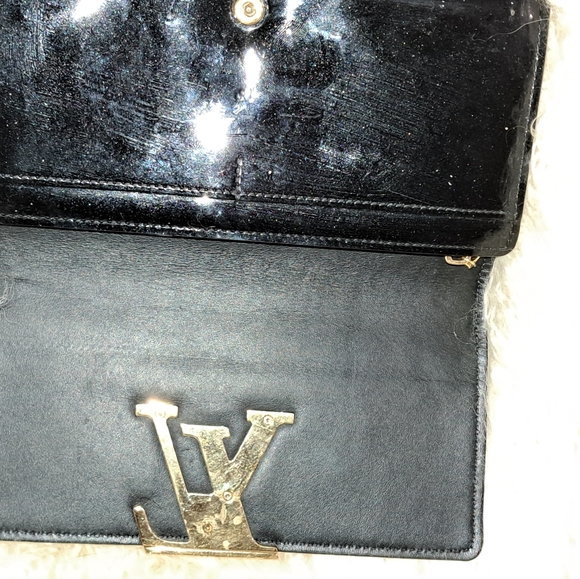 LV Louise Wallet - Picture 2 of 6